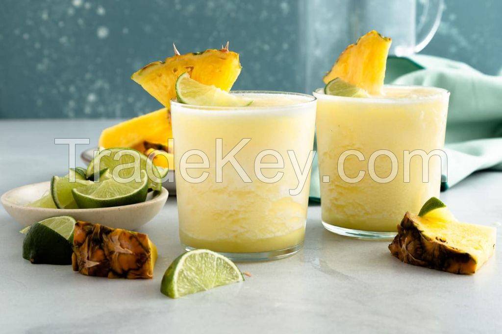 100% NATURAL FROZEN PINEAPPLE JUICE, CLEAN PRODUCT