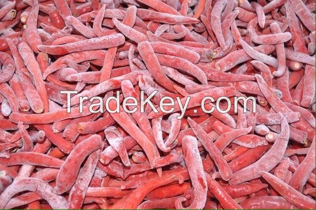 FROZEN SPICY CHILI PEPPERS FOR RESTAURANTS FOOD SERVICE SUPPLIERS AND BULK EXPORT FROM VIETNAM FARMS