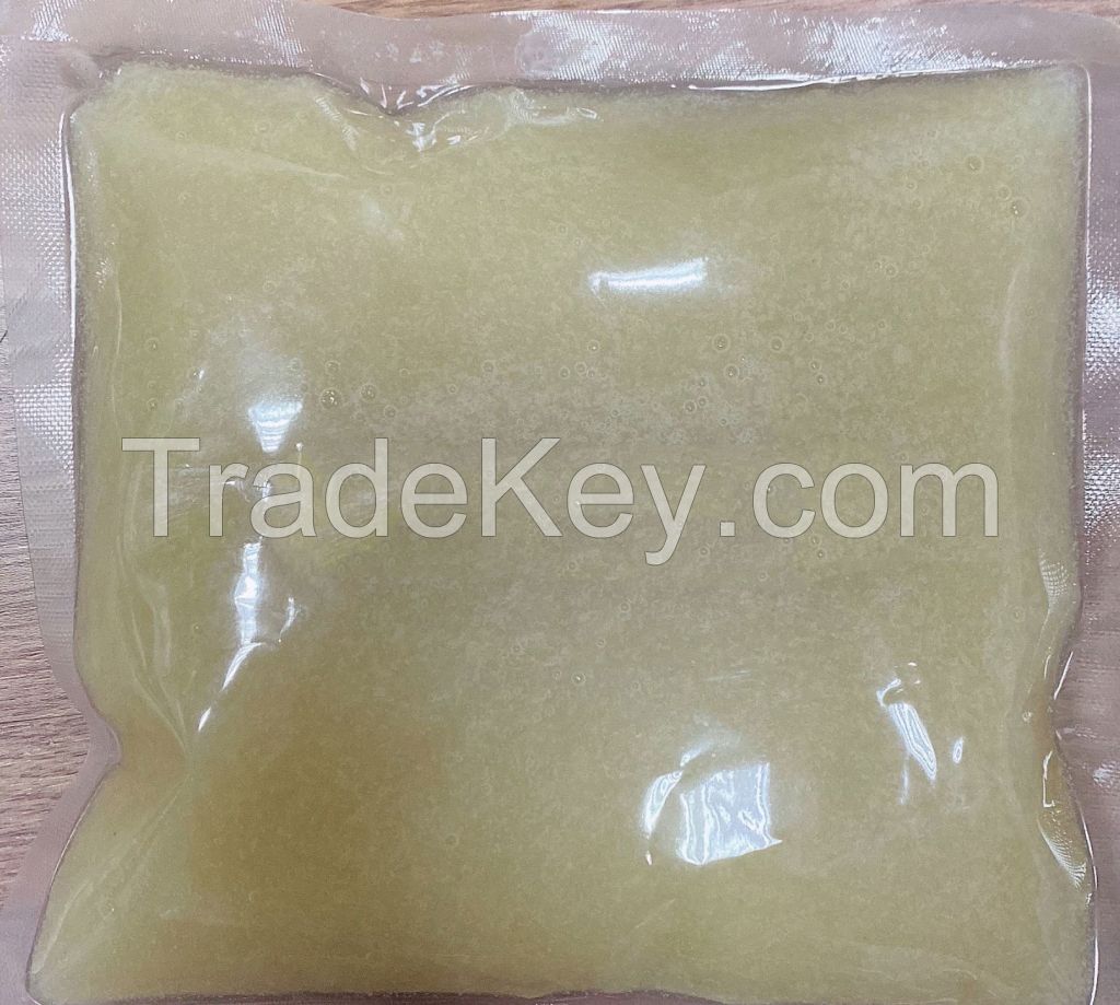 PURE SOURSOP CONCENTRATE / NO ADDITIVES / PERFECT FOR SMOOTHIE FACTORIES FUNCTIONAL JUICE BRANDS AND EXPORT SUPPLY
