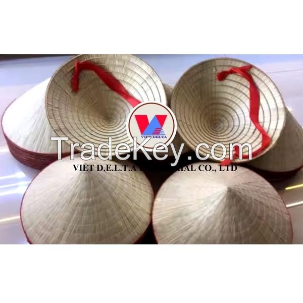 PLANT BASED CLEAN LABEL CONICAL HAT HANDMADE FOR SUN SHADE AND CULTURAL STYLE FROM NATURAL MATERIAL
