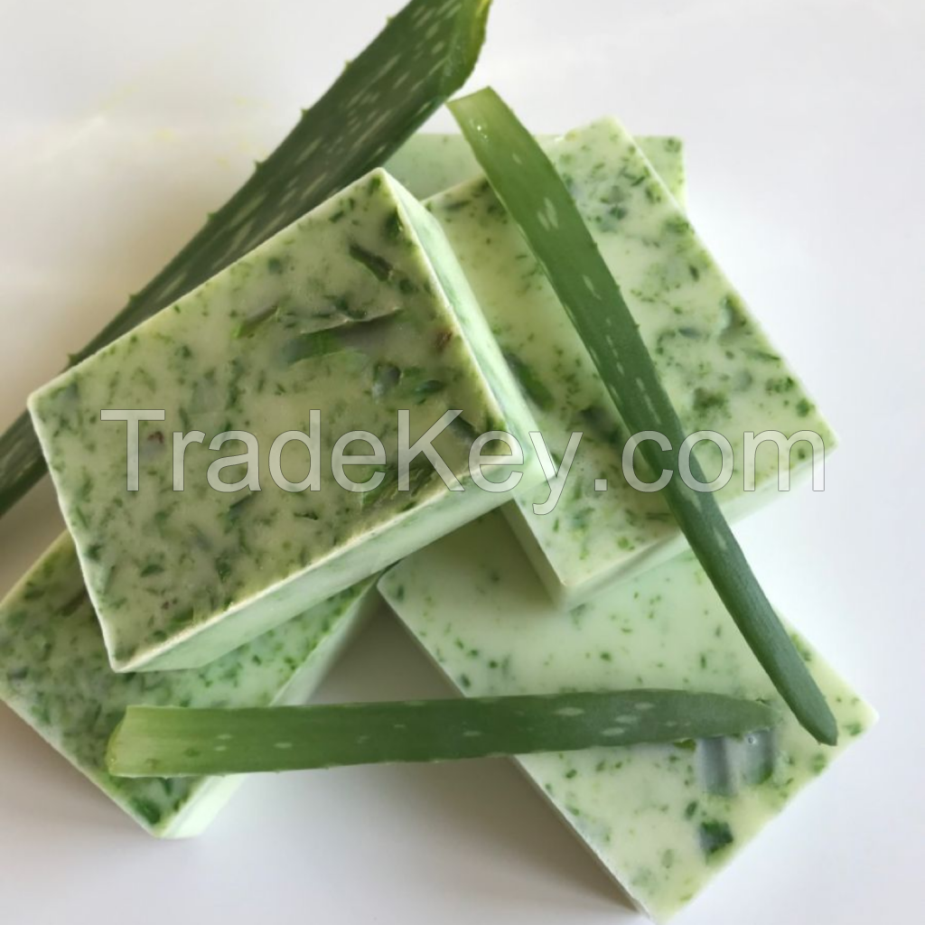 PURE HANDMADE SOAP | ORGANIC ESSENTIAL OILS | SKIN-FRIENDLY