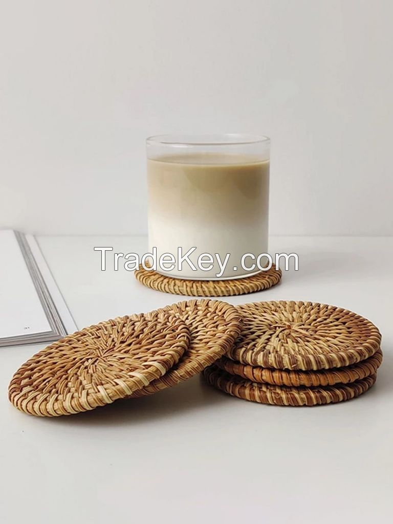 SUSTAINABLE RATTAN AND COCONUT COASTER SET WHOLESALE