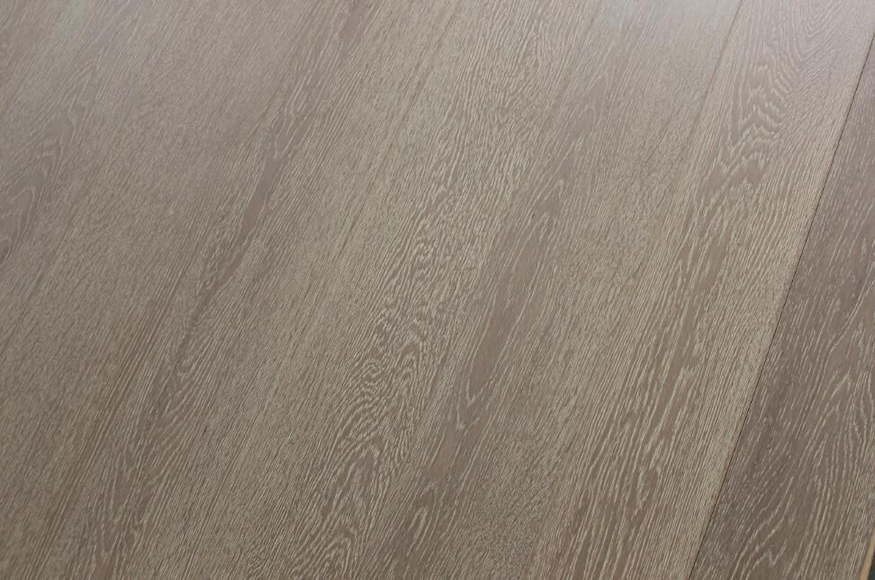 Russian oak Engineered flooring