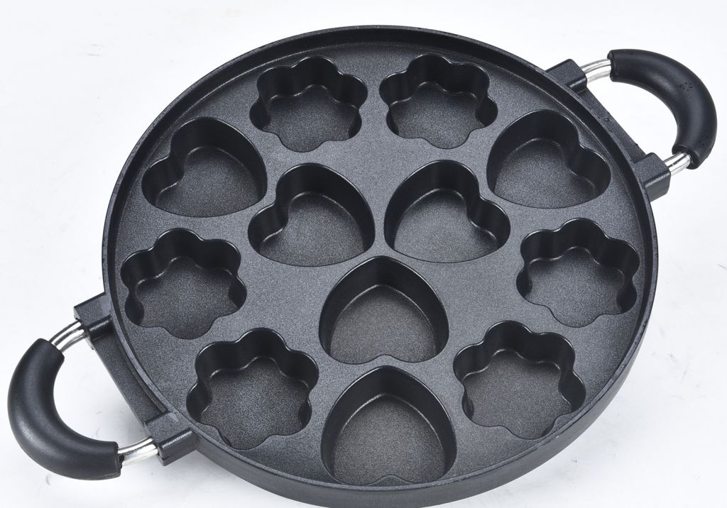 Die-casting cake pan / cake mold