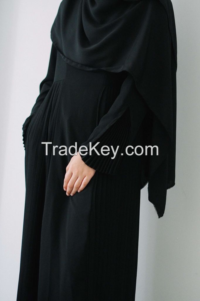 Pleated Abaya