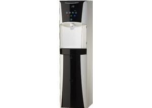 Refrigerator water dispenser