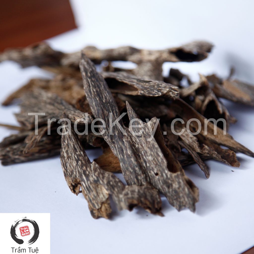 Agarwood Chips Grade 1