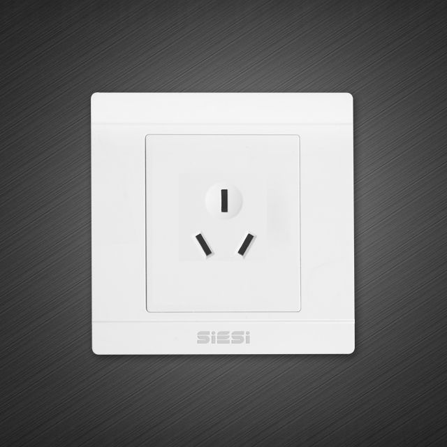 3 pin wall socket with  1 Way Switch