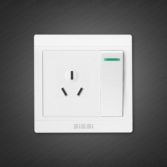 3 pin wall socket with  1 Way Switch