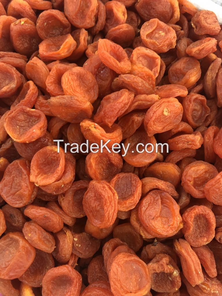 DRY APRICOTS