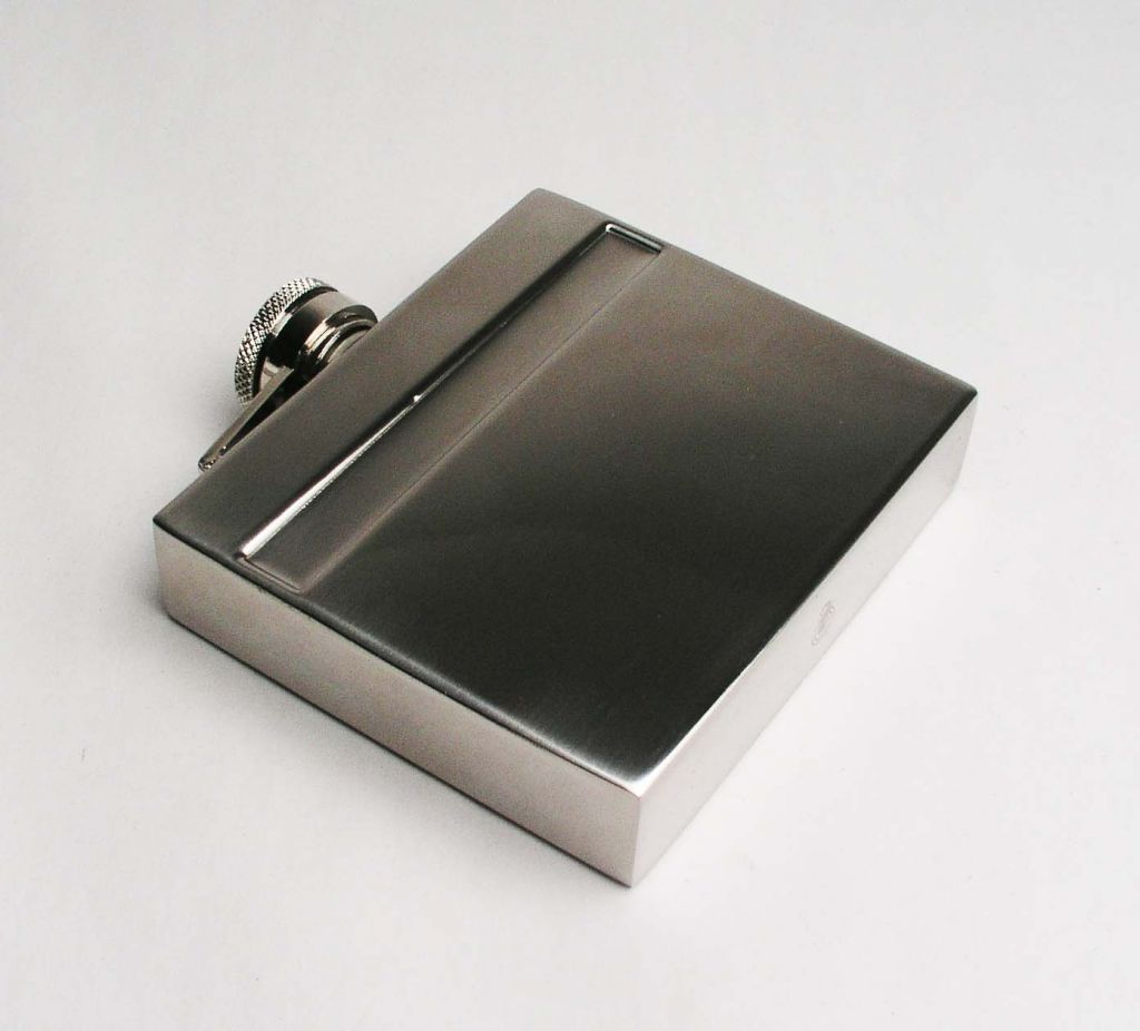 Stainless steel 18/8 square hip flask with rebel design