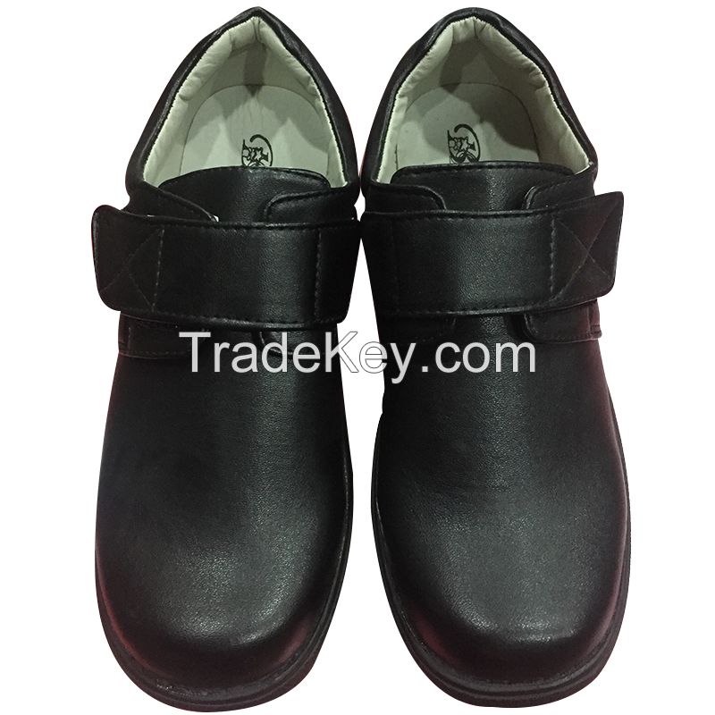 Boy&#039;s leather shoes