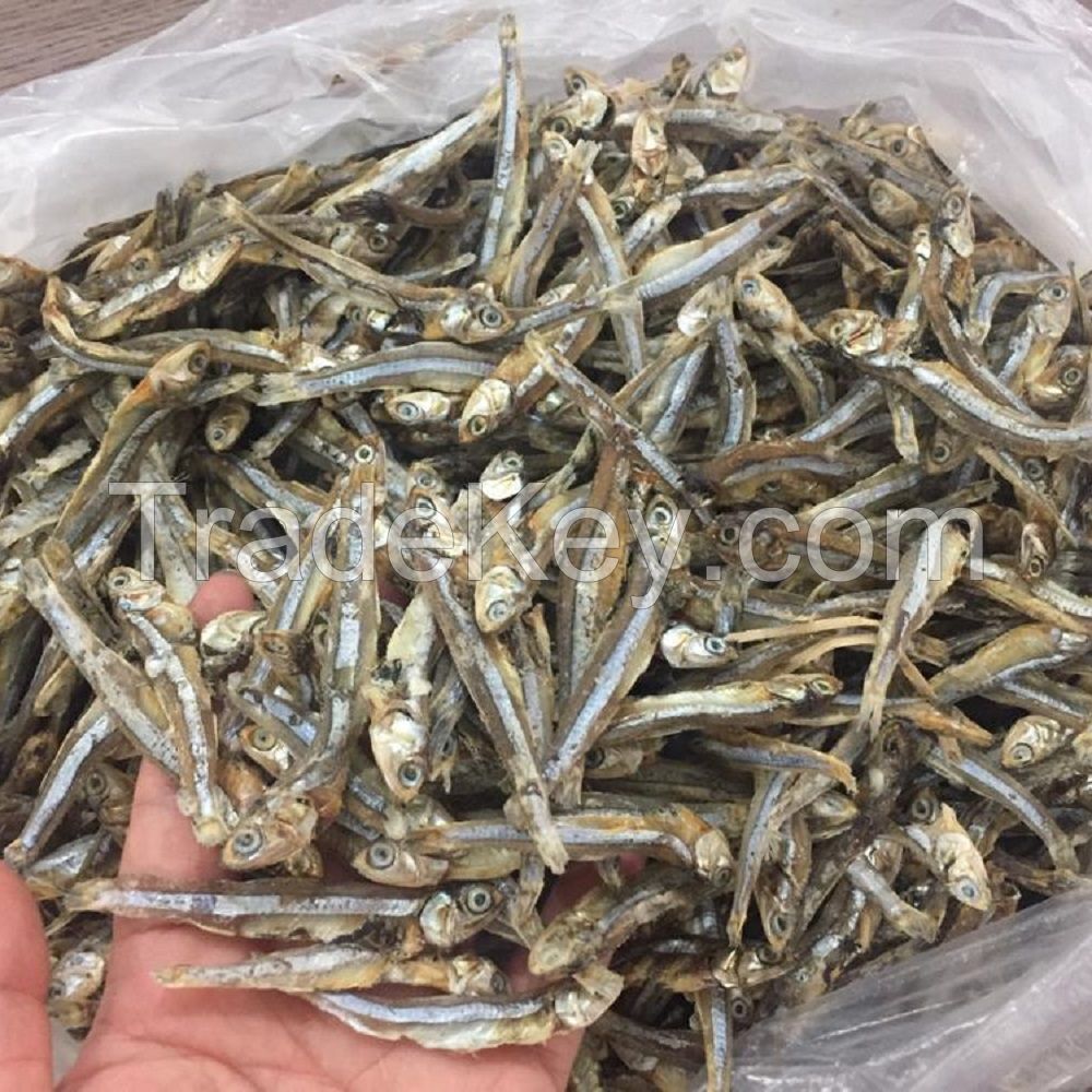 Dried Anchovy Fish / Dried Anchovy / Sprats By Prapakorn Porkninm LTD,