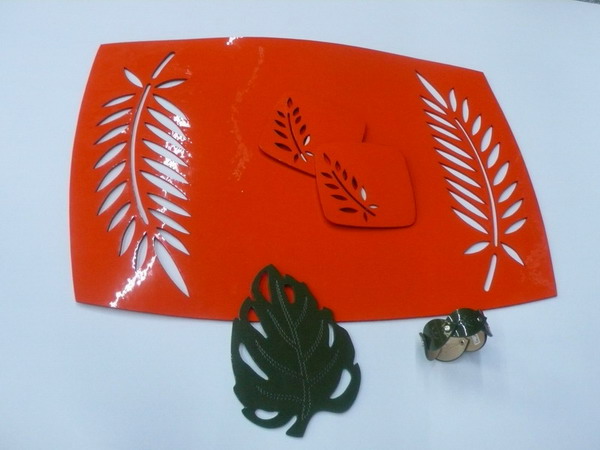 Faux leather place mat& coaster