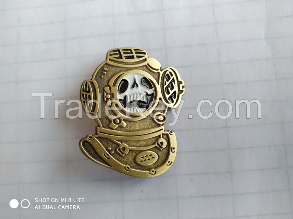 Customizable soft enamel diver pin