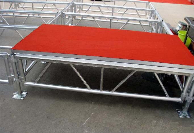 Aluminum stage for outdoors event