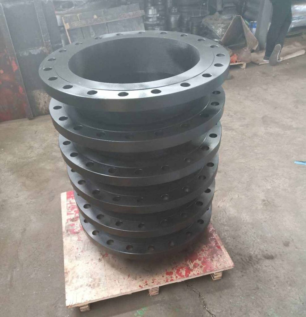 Manhole flange