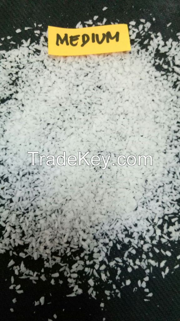 Desiccated coconut high fat medium grade