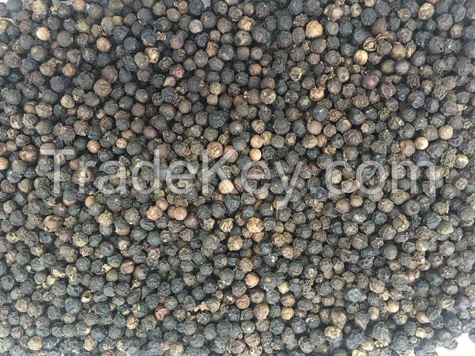Black Pepper / White Pepper