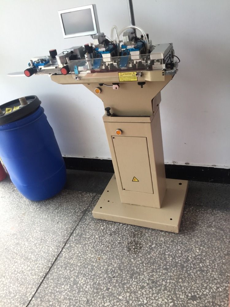 Zhuji plain and Terry socks sewing machine factory