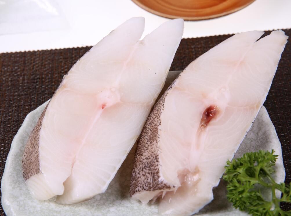 Frozen Greenland halibut fillets/portion