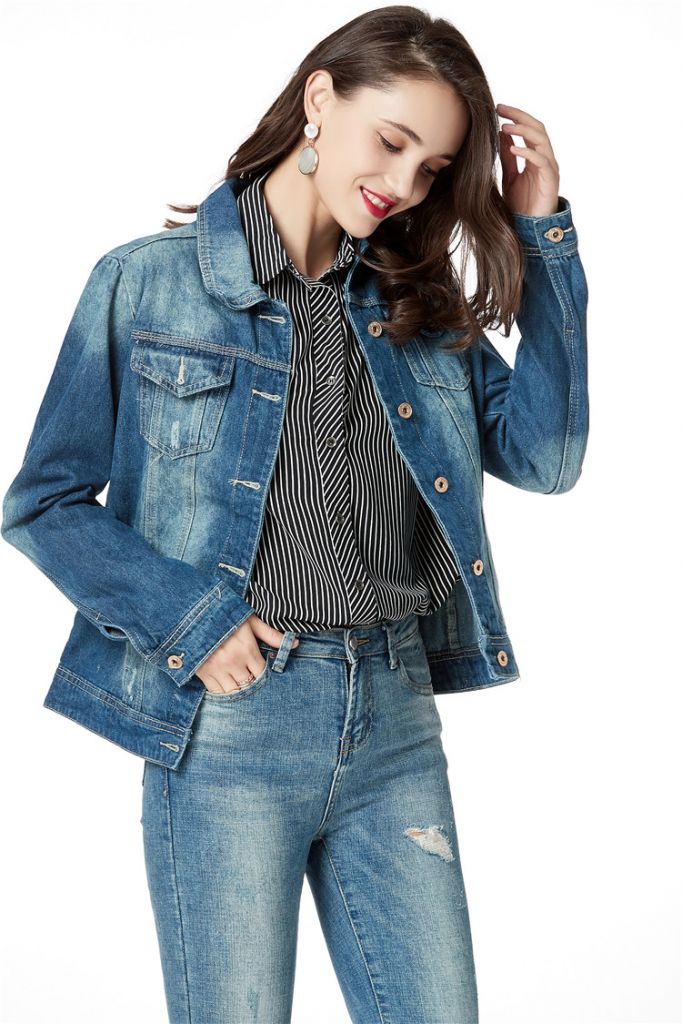 Patched embroidery denim jacket for women 