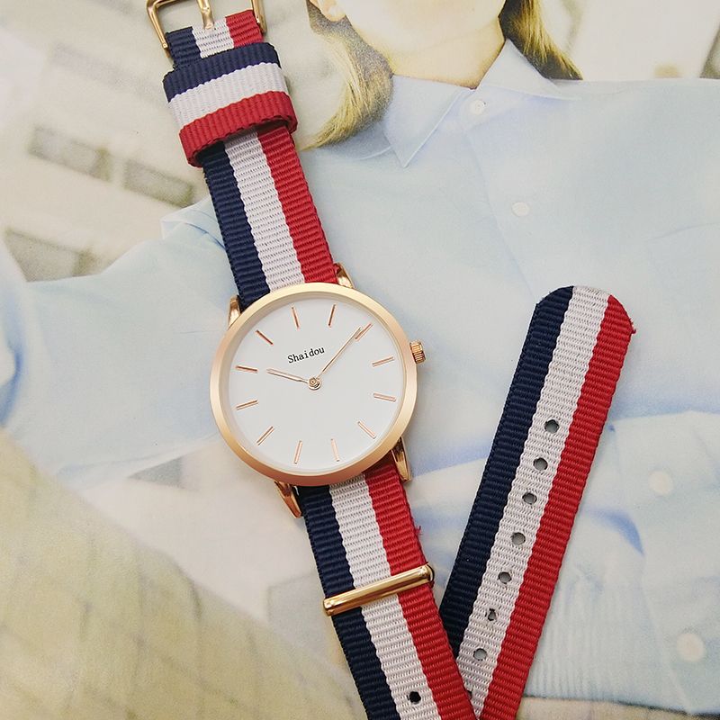  Girls'Watches, Students' Clean and Fresh Fashion, Korean Edition, Simple Retro-English Canvas Belt