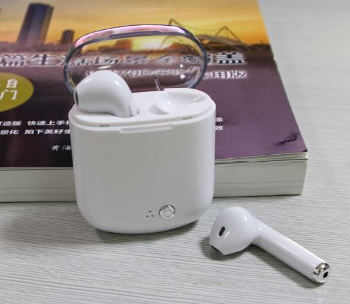 Wireless Bluetooth Headphone with Charging Case TGS10026