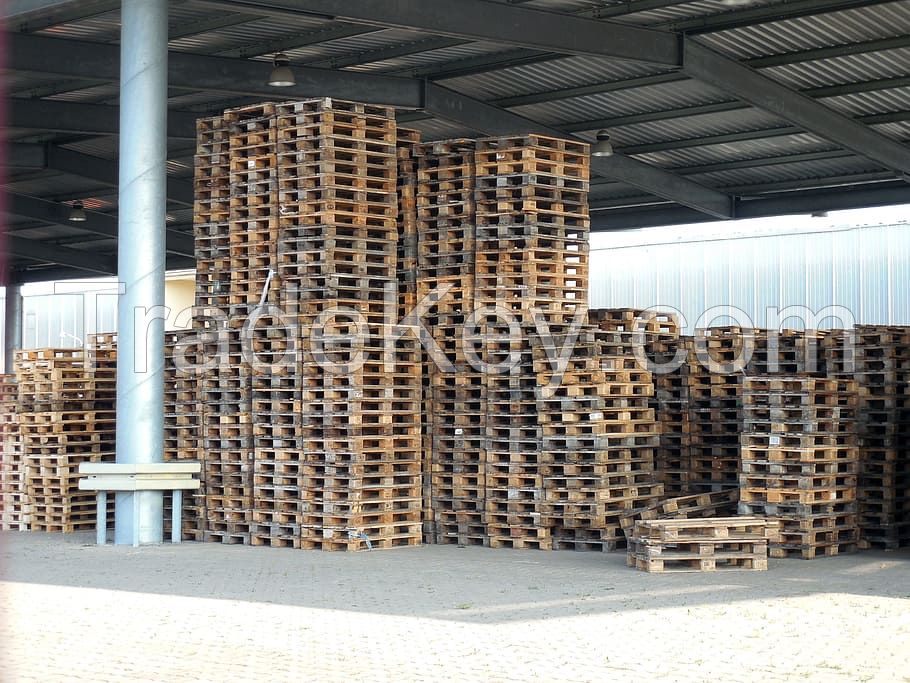 0555450341 wooden pallets Dubai