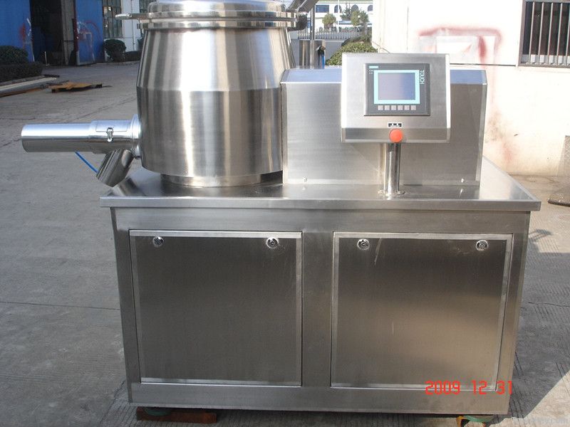 High speed mixing granulator