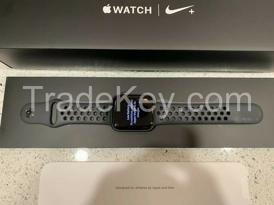 Apple iwatch series 3 42mm space gray