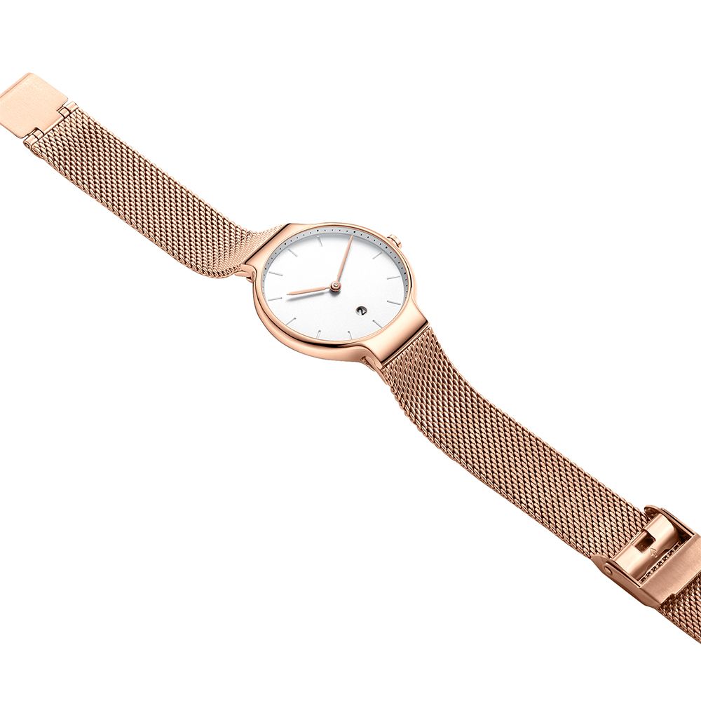 Ultra-thin Movement Gold Quartz Watch with Mesh Straps 5 ATM Water Resistant for Women