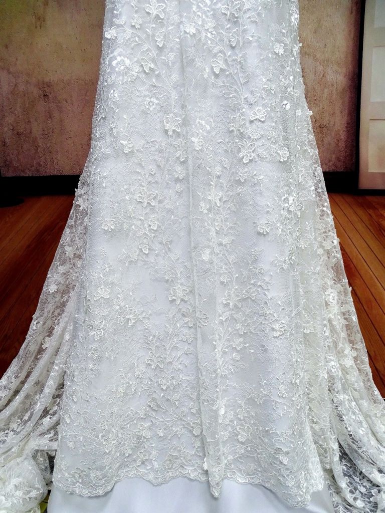 Beautiful flower design Sequins lace fabric bridal white lace ivory lace for bridal wedding dress