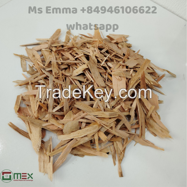 Pure Sandal Wood Chips