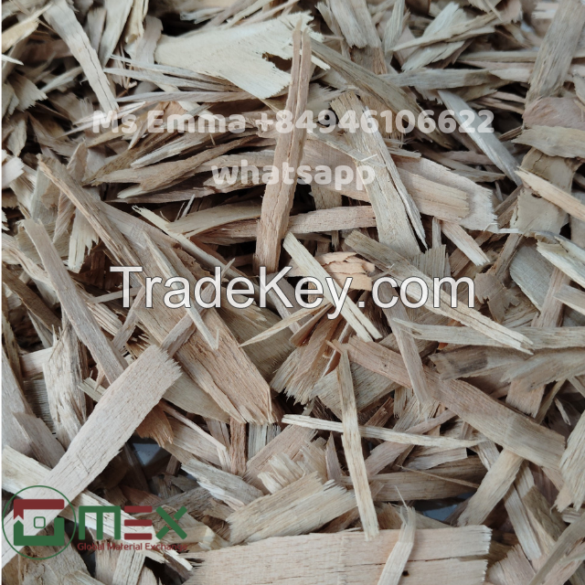 Pure Sandal Wood Chips