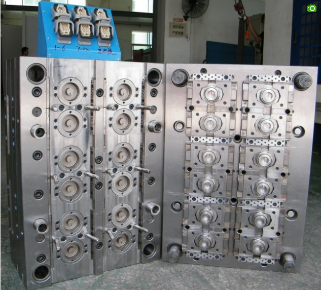 Plastic Injection Water Cap Mould