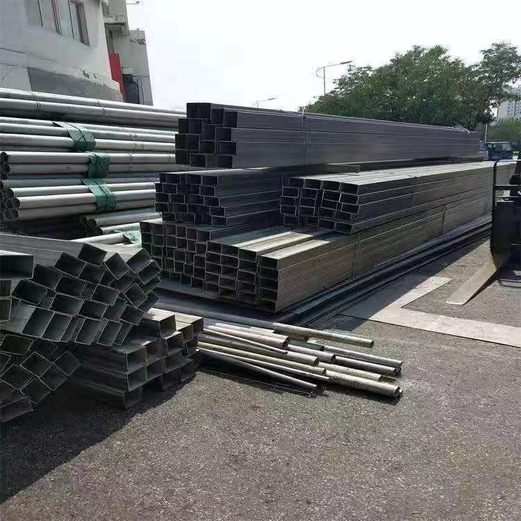  stainless steel pipes