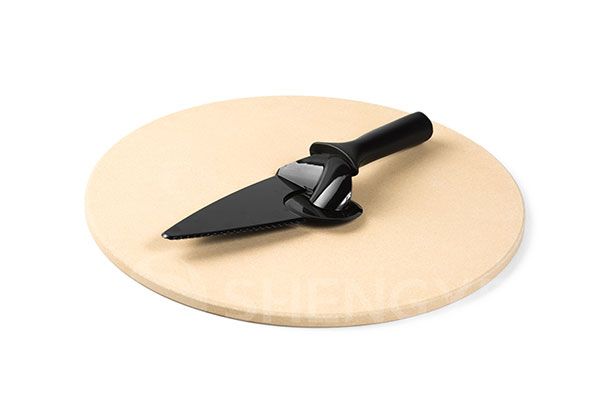 Pizza stone set with cutter and serving rack