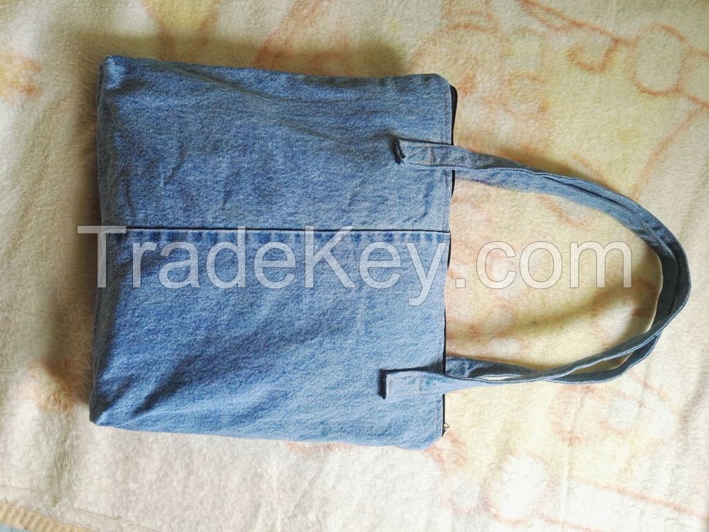 Haven's Corner Shoulder Bag