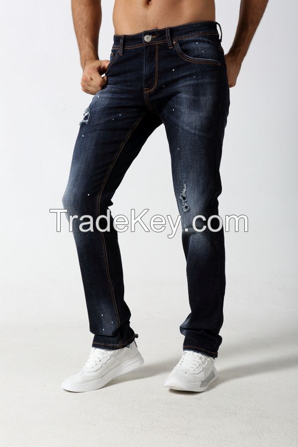 Men's Slim straight jeans with super wash treatment