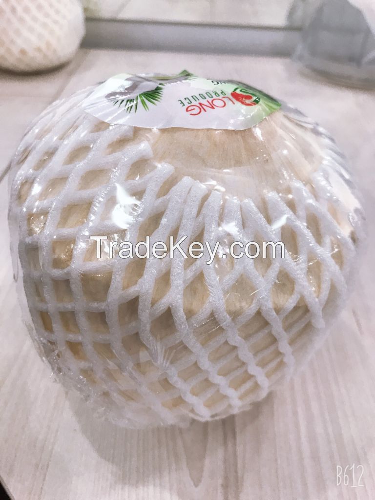 ORGANIC FRUIT FRESH TROPICAL FRUIT IN VIET NAM FRESH YOUNG COCONUT 