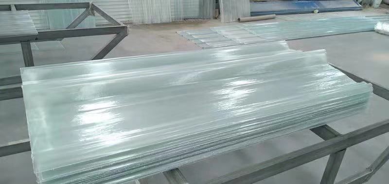 Greenhouse Use Fiberglass Transarent Sheet for skylight/Fiberglass Reinforced Polyester Transparent Roofing Sheet