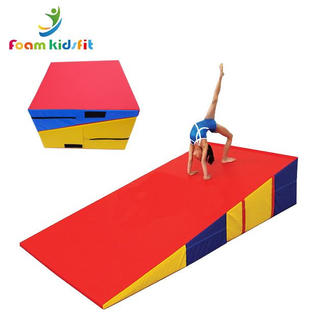 Folding cheese wedge incline mat gymnastic mat