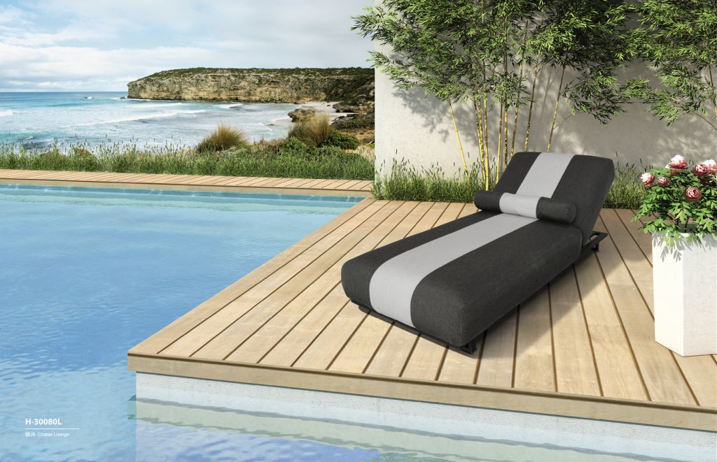 Sunbrella Sun Lounger