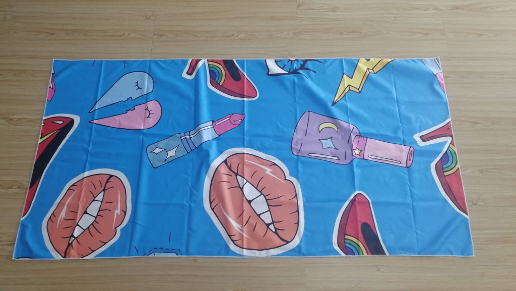 Microfiber beach towel