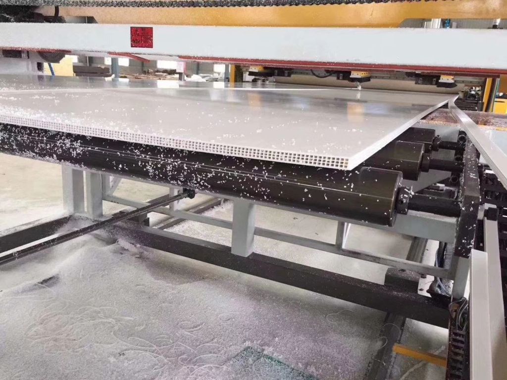 PP building template production line