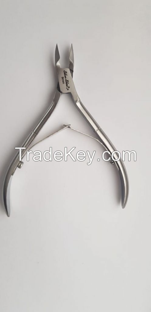 Cuticle Nail Nippers \ Clippers