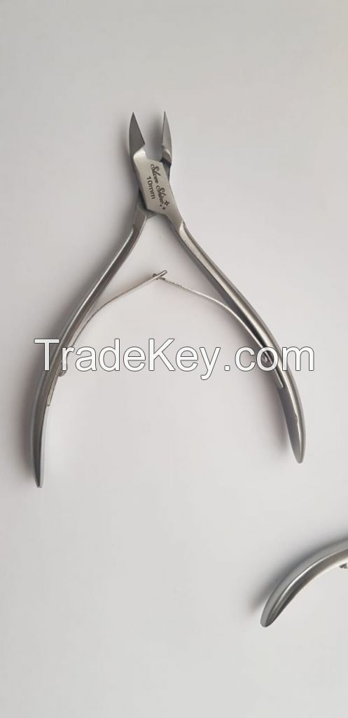 Cuticle Nail Nippers \ Clippers