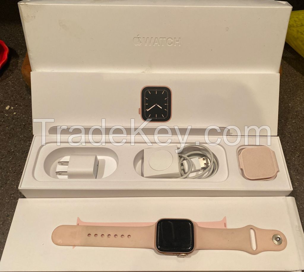 Apple Watch Series 5 44mm