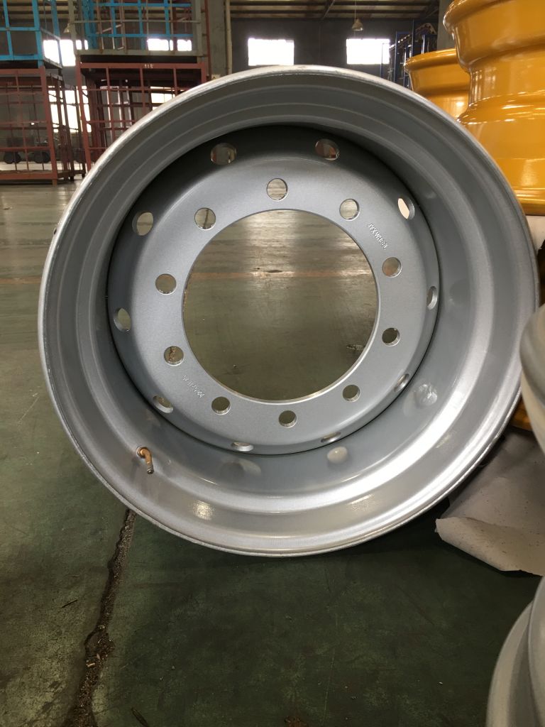 STEEL WHEEL ;TRUCK WHEEL